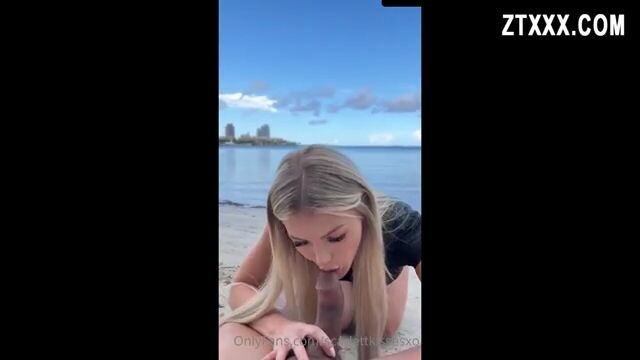 ScarlettKissesXO fucking on the beach public sex