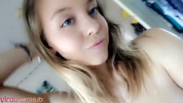 Sydney Sweeney Exposed Horny Nipples Leaked Tape for Free!